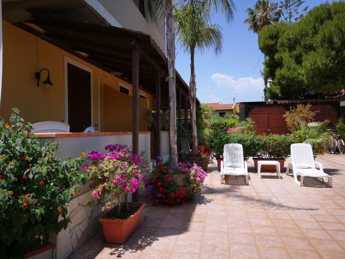 Xenia Apartment Avola